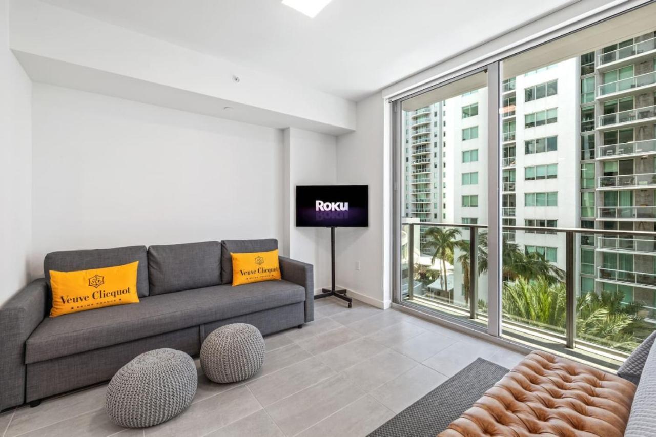 Downtown Luxury Studio Pool And Gym Apartment Miami Exterior photo