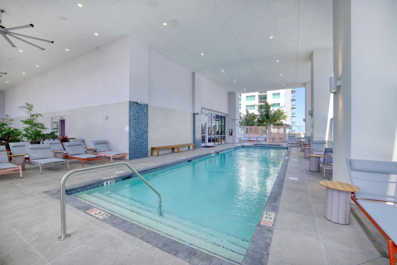 Downtown Luxury Studio Pool And Gym Apartment Miami Exterior photo